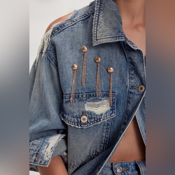 Free People Brandy fringe pin set Gold Brooch with Dangle Chains - Picture 5 of 7